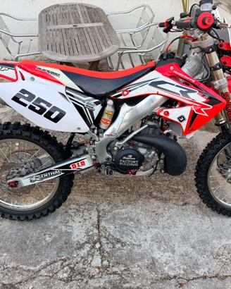 Honda cre 250