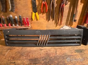 Griglia/mascherina anteriore Fiat Panda 141