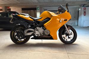 BMW F800s