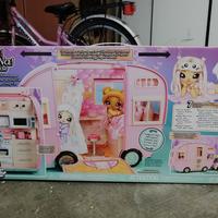 camper Na Na Na Surprise e 9 bambole