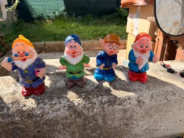 Statuine vintage in gomma Disney sette nani anni60