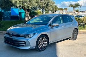 Volkswagen Golf 1.5 TSI eHybrid DSG Style SUPER T-