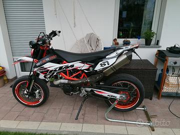 KTM690 smc r