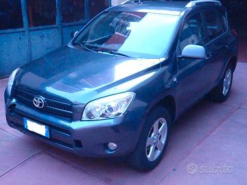 Toyota rav4 2.2 d-4d sol 4wd