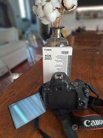Foticamera canon EOS 200D