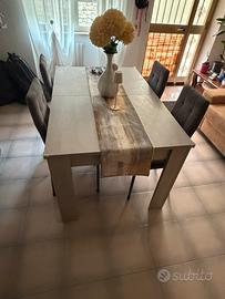 Tavolo allungabile fino a 180 CM