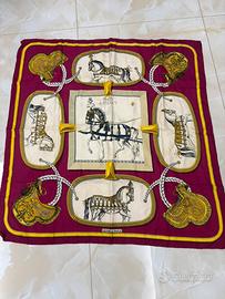 Foulard hemes