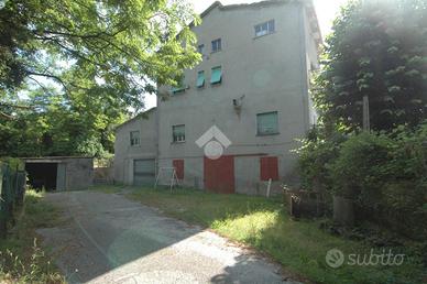 CASA INDIPENDENTE A GUALDO TADINO