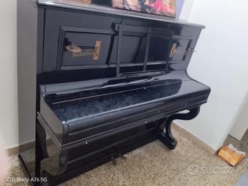 Pianoforte vintage fine 800