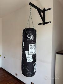 Sacco boxe e guanti kit