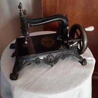 Macchina da cucire Regina Margherita