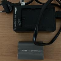 Batteria e carica batteria originale Nikon