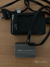 Batteria e carica batteria originale Nikon