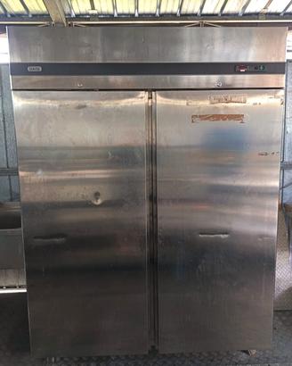 Frigo in acciaio due ante