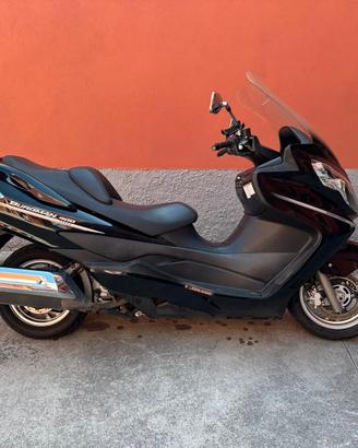 Suzuki Burgman 400 2011
