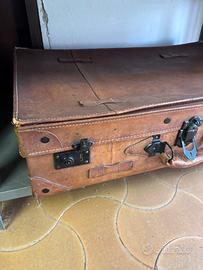 Valigie o scenografica in pelle