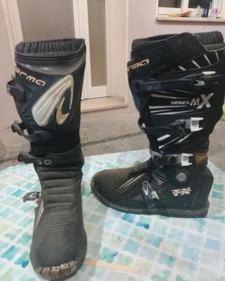 stivali moto cross taglia 42 forma TX TERRAIN 