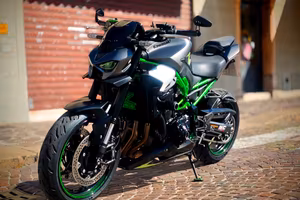 kawasaki z900 2025