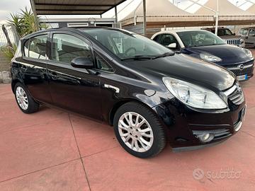 Opel Corsa 1.2 5 porte