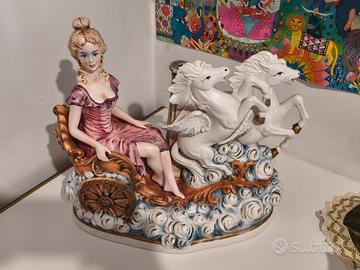 Statua in ceramica, Carrozza con 2 cavalli
