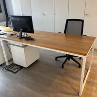 Scrivanie ufficio marca Tecno – Legno massello