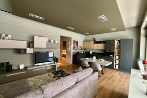 NEGOZIO A SAN GIORGIO DELLE PERTICHE