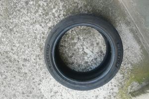 Copertone 235/45 ZR 19  Michelin pilot sport 4 