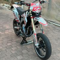 Hm crm 125 competition