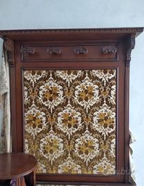 Attaccapanni + sedia da camera + puffo