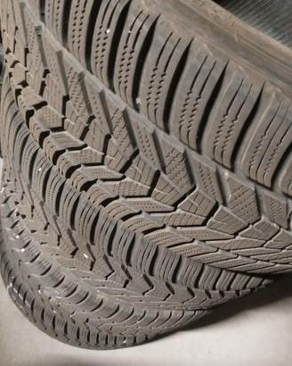 Gomme invernali Hankook del 2024_ 235/45R18/ 98V