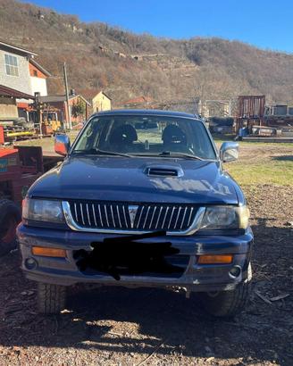 Mitsubishi Pajero sport