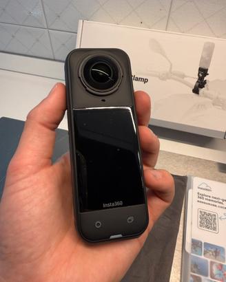 Insta360 x5 - in garanzia - attacco manubrio