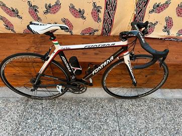 Bici da Corsa full Carbon Fontana