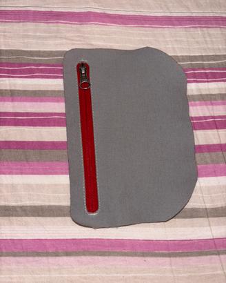 1Tasca/ToppaComeNuovaConCernieraMarca”MARMOT”Origi