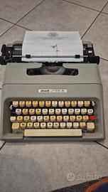 macchina da srivere okivetti