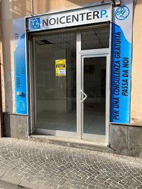 Locale commerciale 38 mq con doppio ambiente e wc