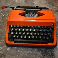 Macchina da scrivere Antares 130