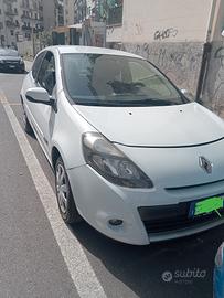 Renault Clio 3 serie 2500€