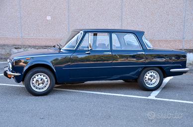 Alfa Romeo Giulia Nuova Super 1300 1976