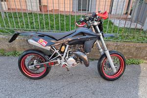 Husqvarna SM 125 144cc