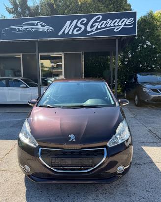 Peugeot 208 1.2 Neopatentati