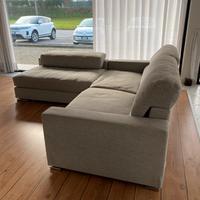 divano angolare 230x230 in tessuto 