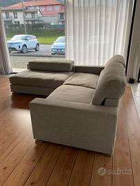 divano angolare 230x230 in tessuto 