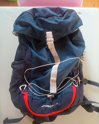 Zaino trekking Quechua 20L