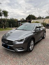 Infiniti Q30 1.5 110cv Navi, full led, cerchi 18''