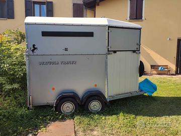 Van trasporto cavalli