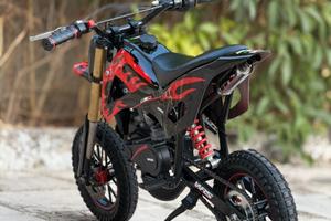 Mini moto da cross da 49cc.