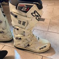 Abbigliamento motocross