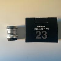 Obiettivo Fuji X 23 f2