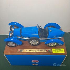 Bugatti Type 59 (1934) 1:18 Bburago con Base in Le